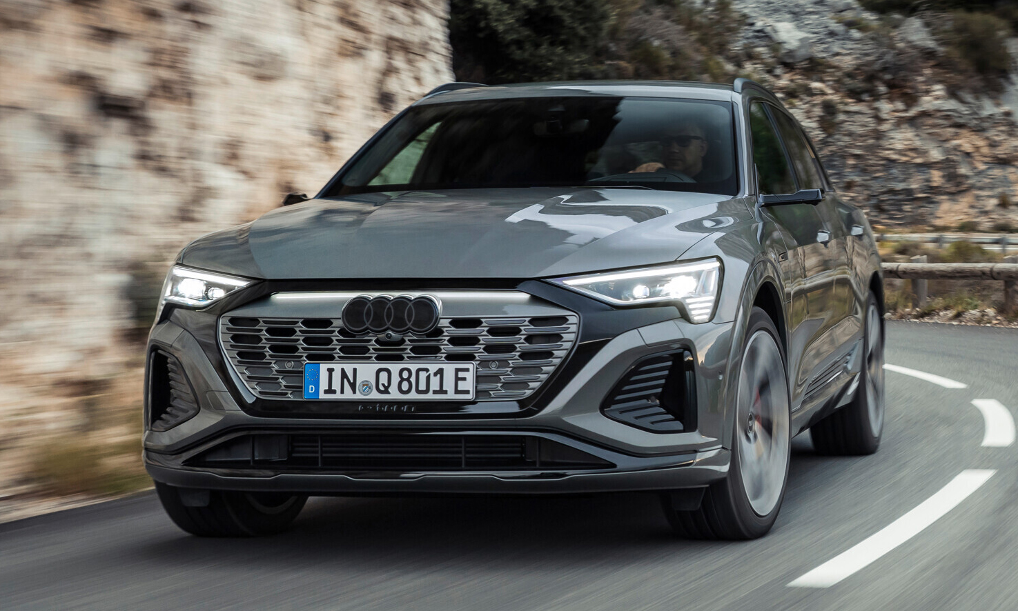 AUDI Q8 IMAGE.jpg